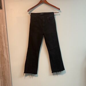 The Frayed Crop Flare. Just Black Denim size 28.